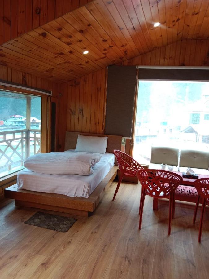 Swiss Wood Cottages Naran Exteriör bild